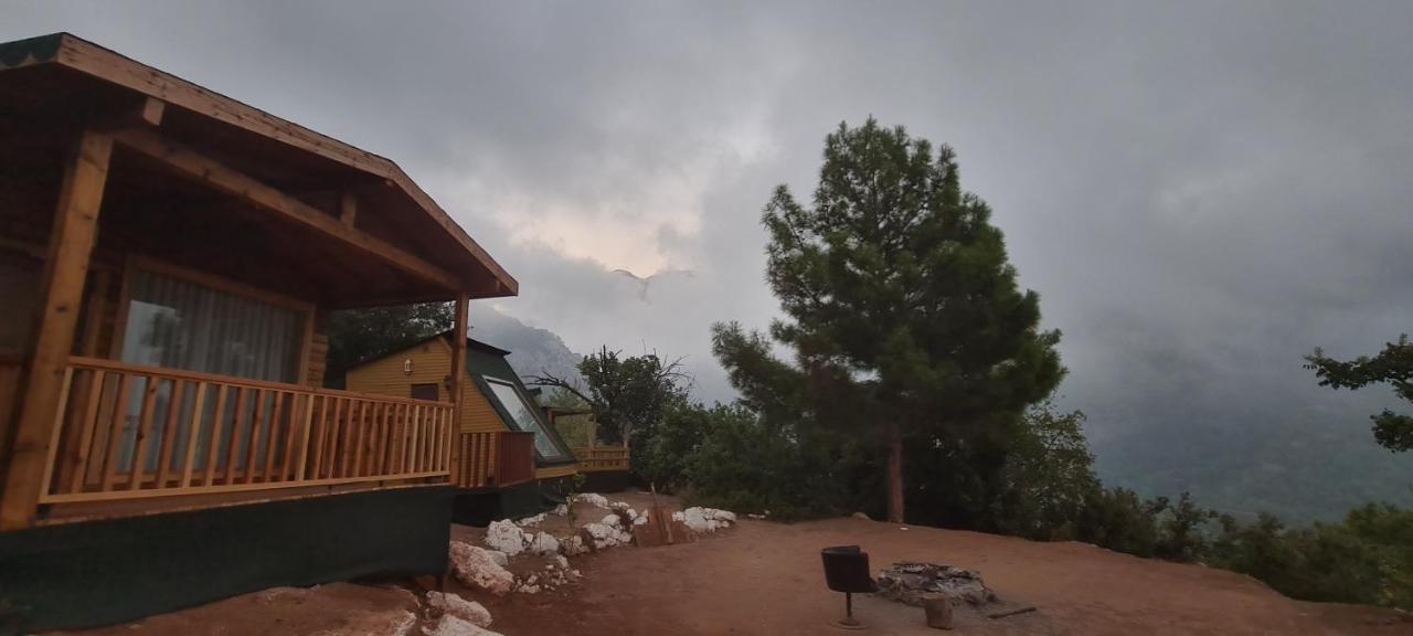 Goat Bungalow And Camping Hotel Фаралия Екстериор снимка