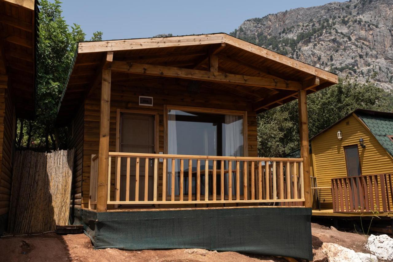 Goat Bungalow And Camping Hotel Фаралия Екстериор снимка