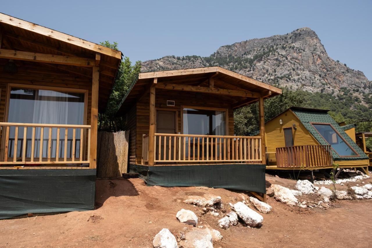 Goat Bungalow And Camping Hotel Фаралия Екстериор снимка