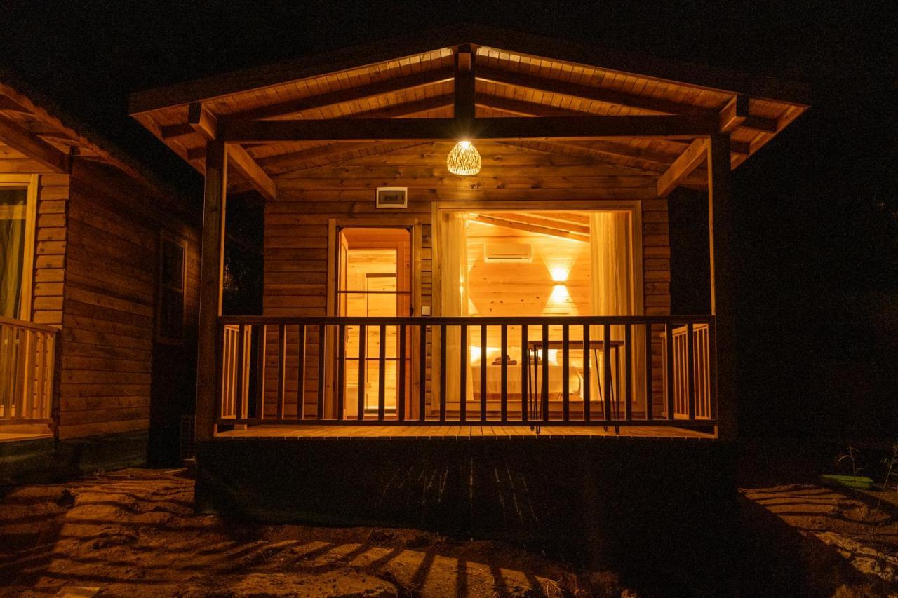 Goat Bungalow And Camping Hotel Фаралия Екстериор снимка