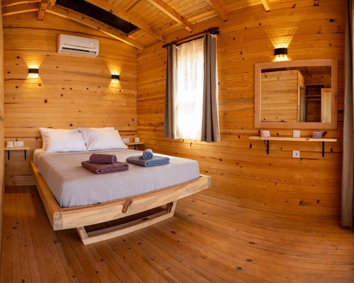 Goat Bungalow And Camping Hotel Фаралия Екстериор снимка