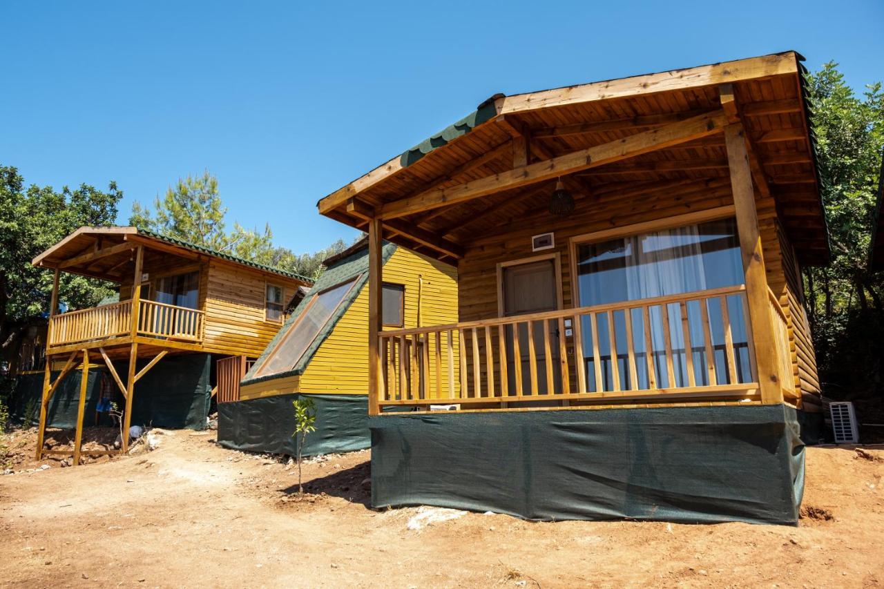 Goat Bungalow And Camping Hotel Фаралия Екстериор снимка