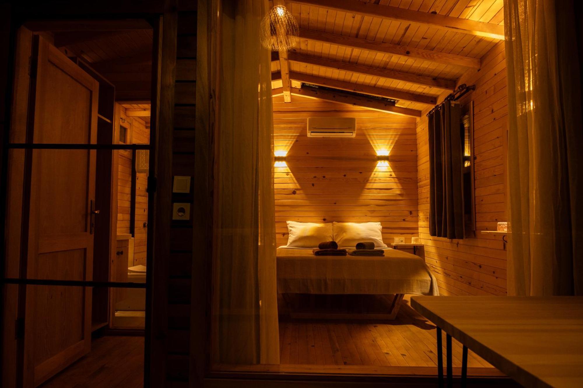 Goat Bungalow And Camping Hotel Фаралия Екстериор снимка